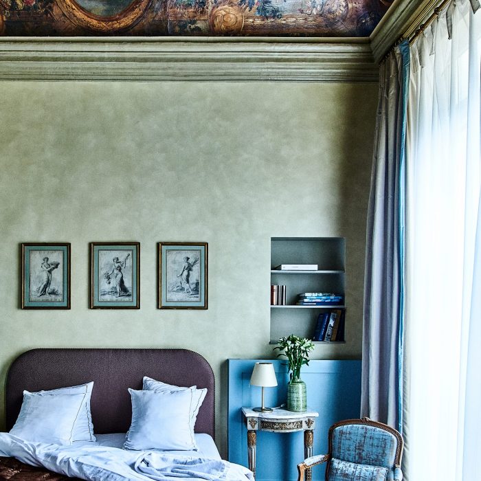 Hotel des Saints Peres -Suite Junior fresque @Nicolas Lobbestael