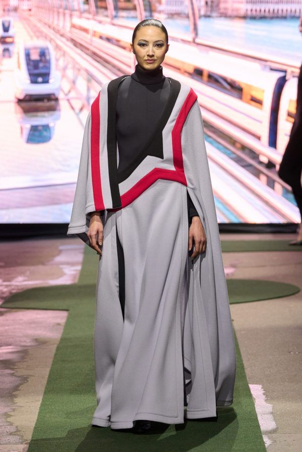 Photo: Carlo Scarpato / Gorunway.com