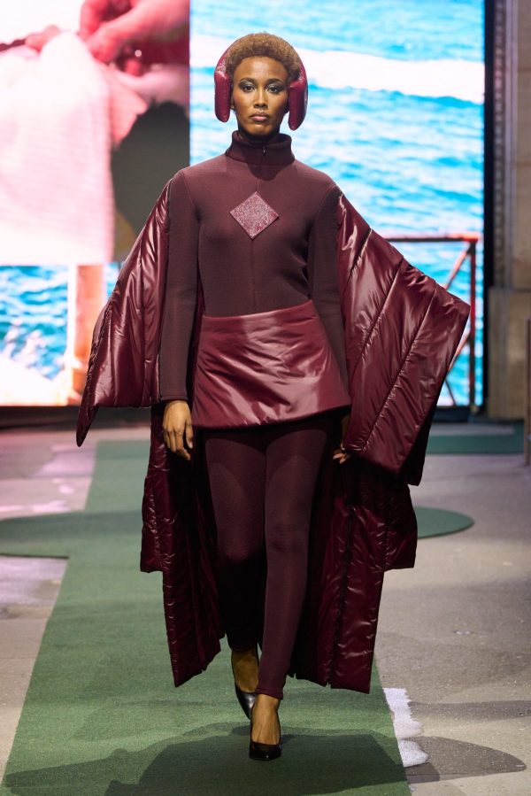 Photo: Carlo Scarpato / Gorunway.com