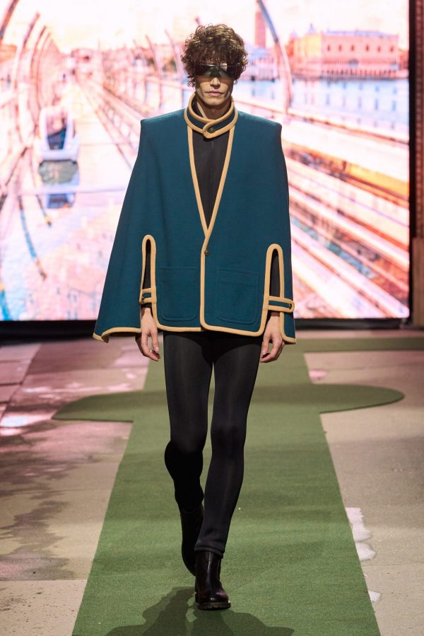 Photo: Carlo Scarpato / Gorunway.com