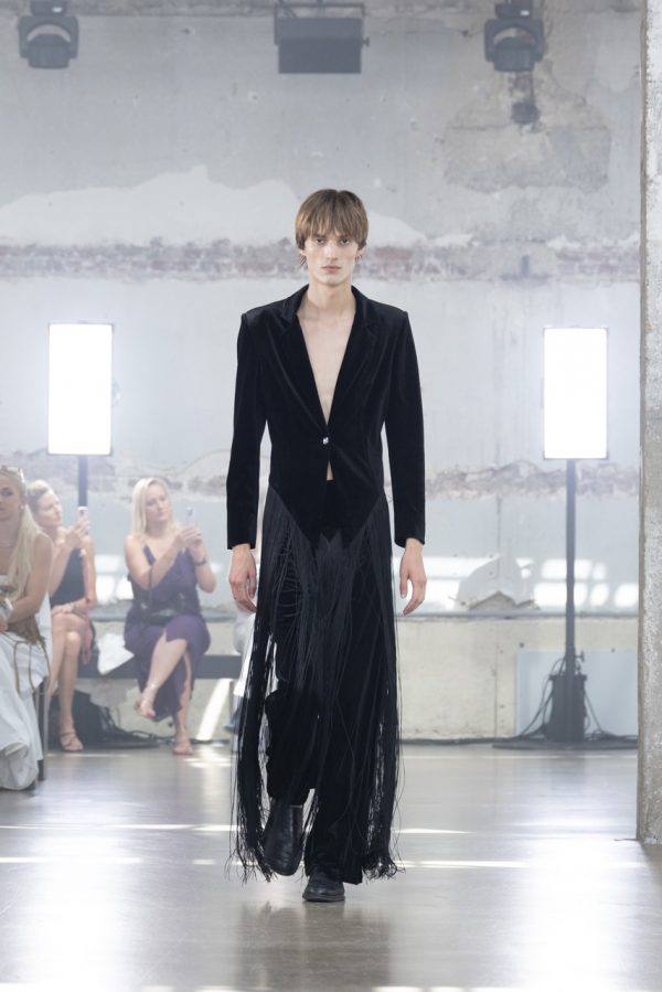 RVNG AW26 Couture Look 11 - Grande