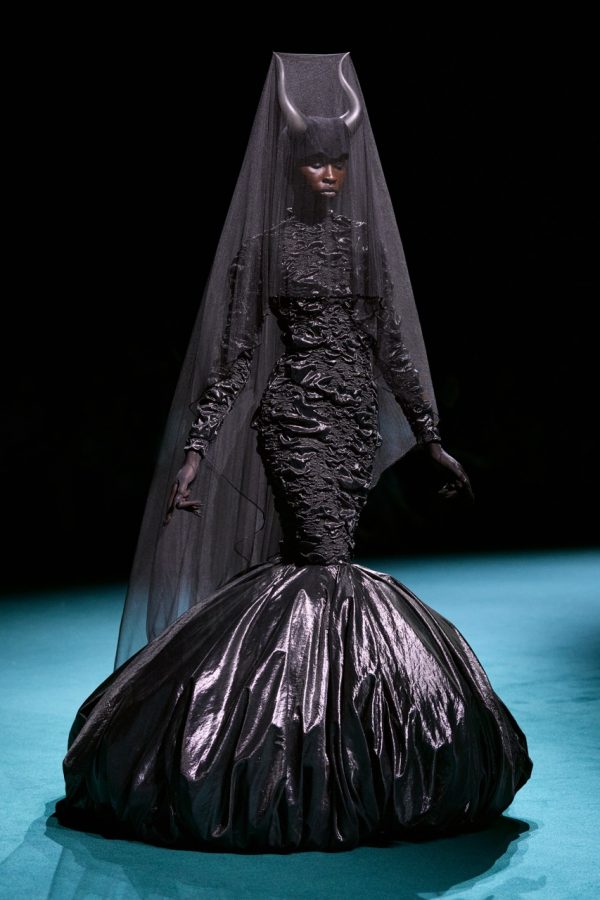 Robert Wun_fw26_runway_press_look_17 - Grande