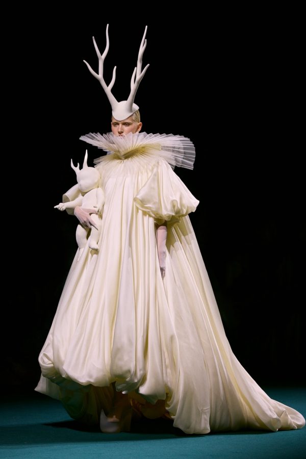 Robert Wun_fw26_runway_press_look_18 - Grande